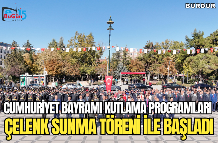 CUMHURİYET BAYRAMI KUTLAMA PROGRAMLARI  ,  ÇELENK SUNMA TÖRENİ İLE BAŞLADI